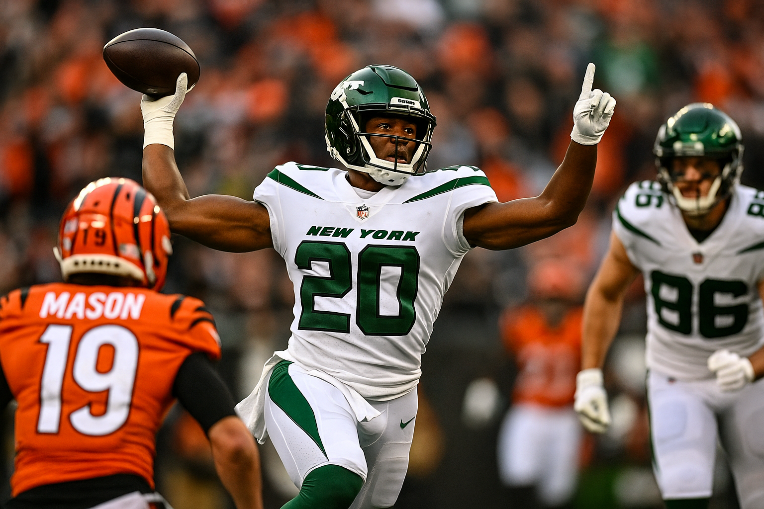 Jets Quarterback in Action Against Bengals